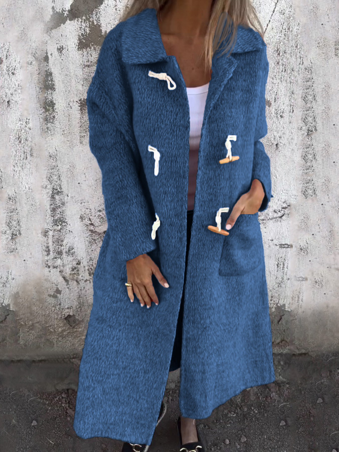 Women's Woolen Horn Button Long-sleeved Coat