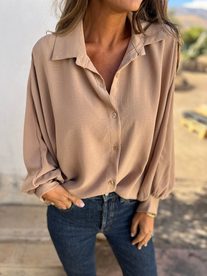 48% OFF🔥 Women's Lapel Single Breasted Solid Color Shirt (Buy 2 free shipping)