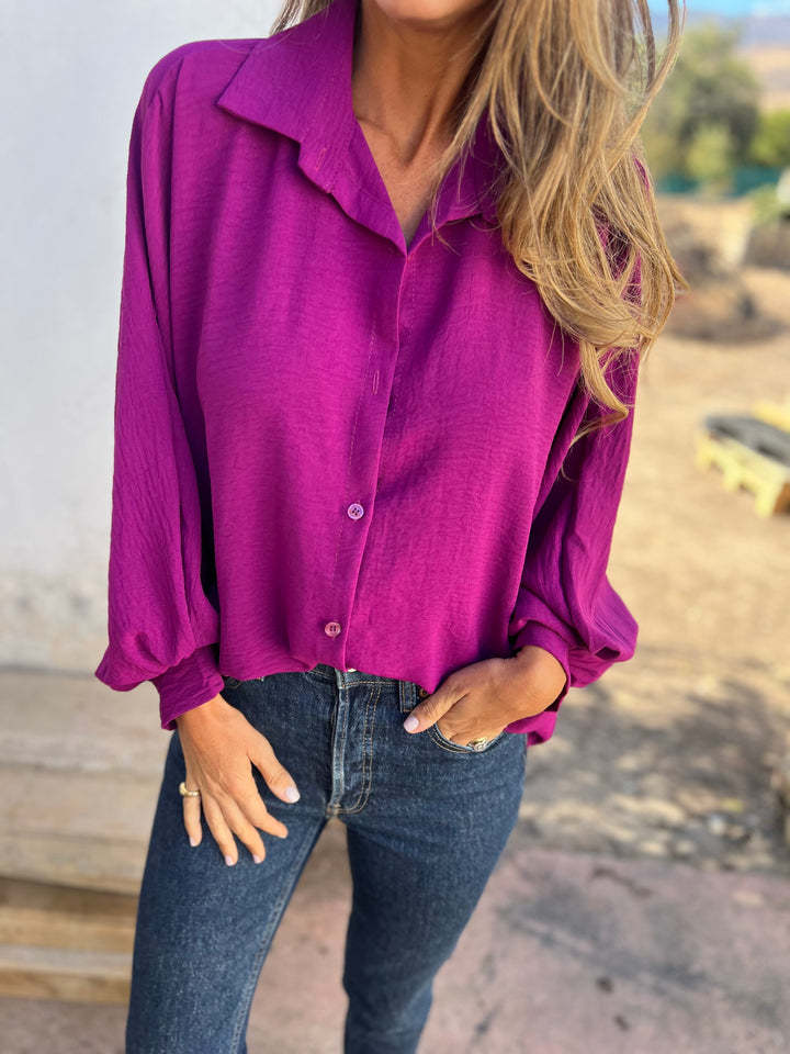 48% OFF🔥 Women's Lapel Single Breasted Solid Color Shirt (Buy 2 free shipping)