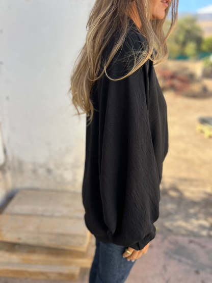 48% OFF🔥 Women's Lapel Single Breasted Solid Color Shirt (Buy 2 free shipping)