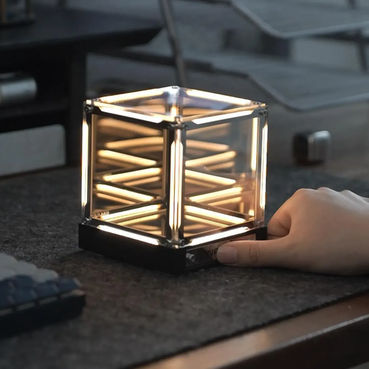 Light Cube: 4D Infinite Space Abyss Lamp