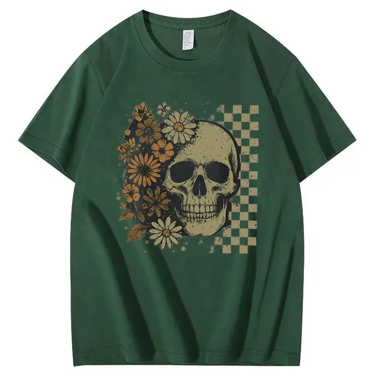 Women's Soft Summer T-Shirt Skull Graphic Tee, Cute Spooky Halloween Tee