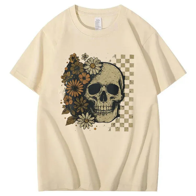 Women's Soft Summer T-Shirt Skull Graphic Tee, Cute Spooky Halloween Tee