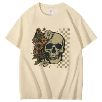 Women's Soft Summer T-Shirt Skull Graphic Tee, Cute Spooky Halloween Tee