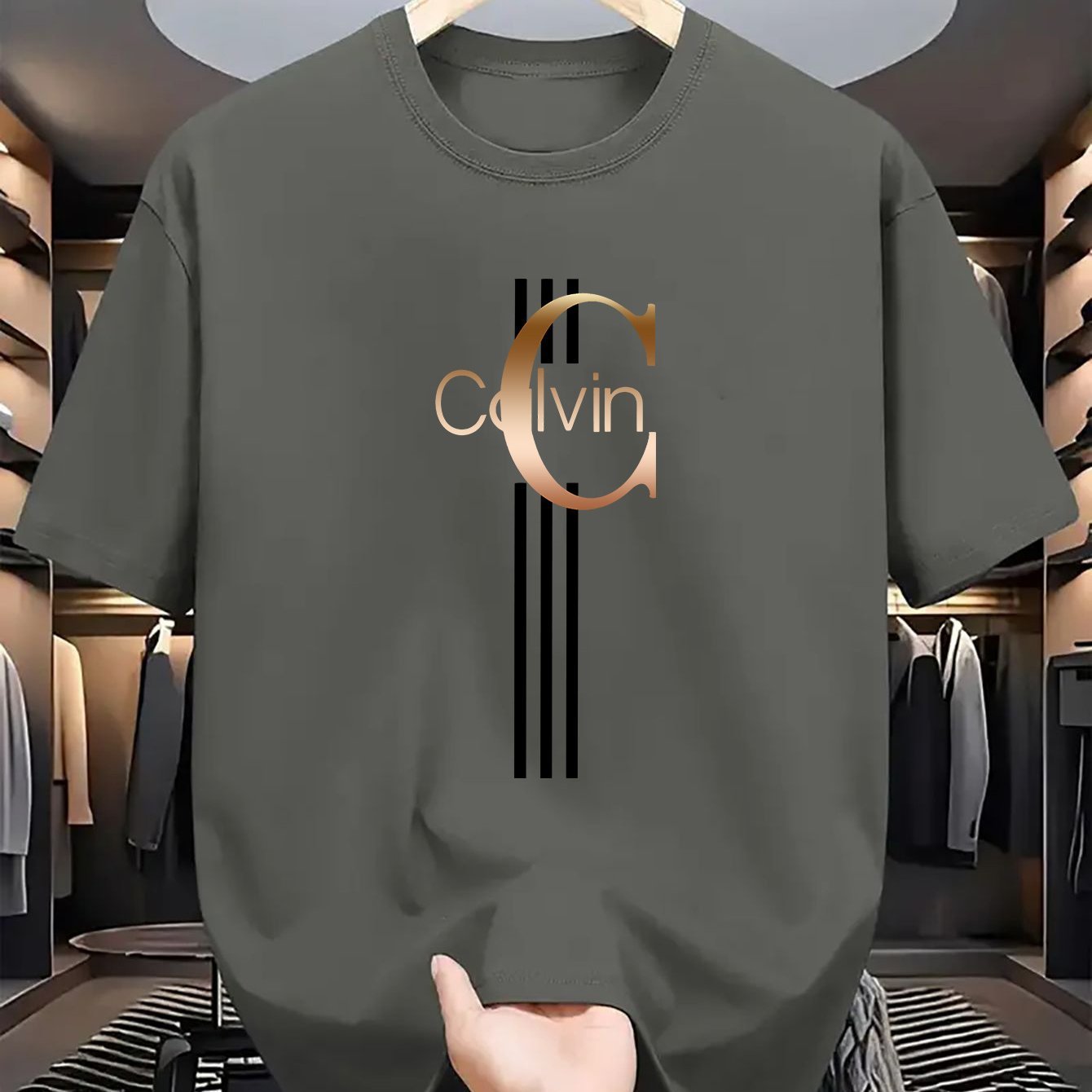 Simple and sophisticated T-shirt