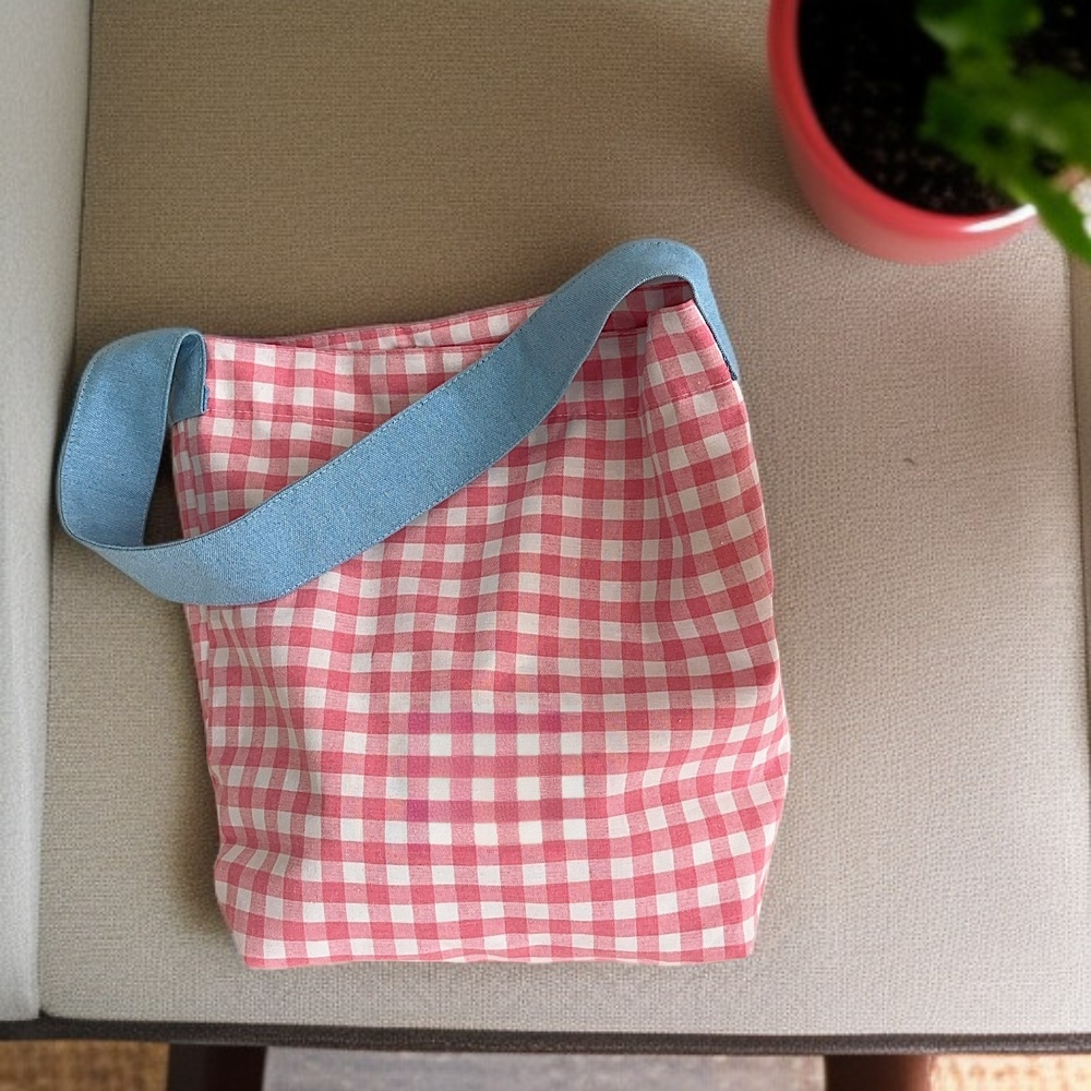 Dámská nová kontrastní barevná kostkovaná plátěná kabelka