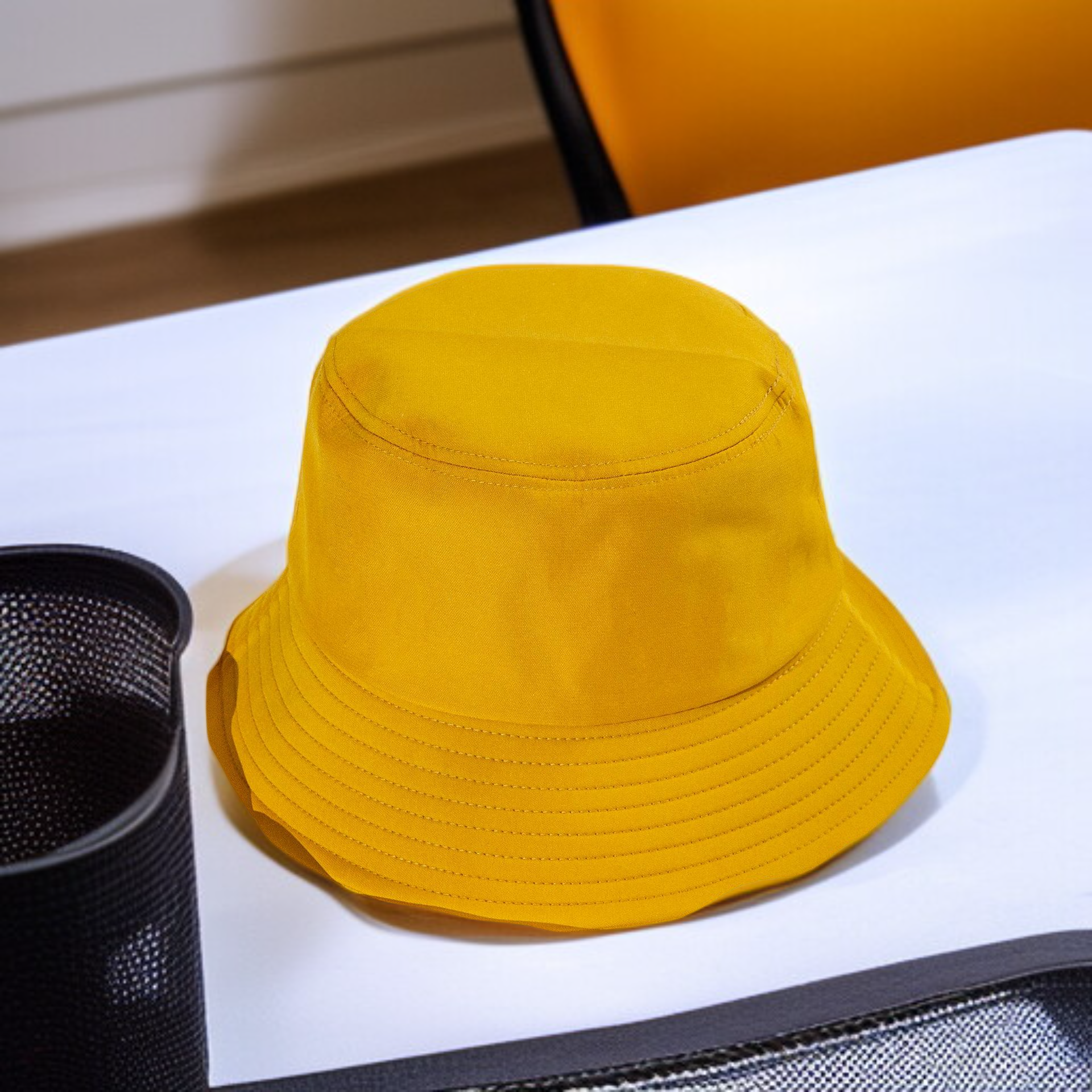 Moderní sluneční klobouk