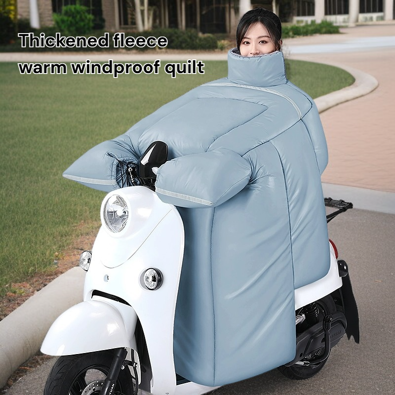 Thickened fleece warm windproof quilt