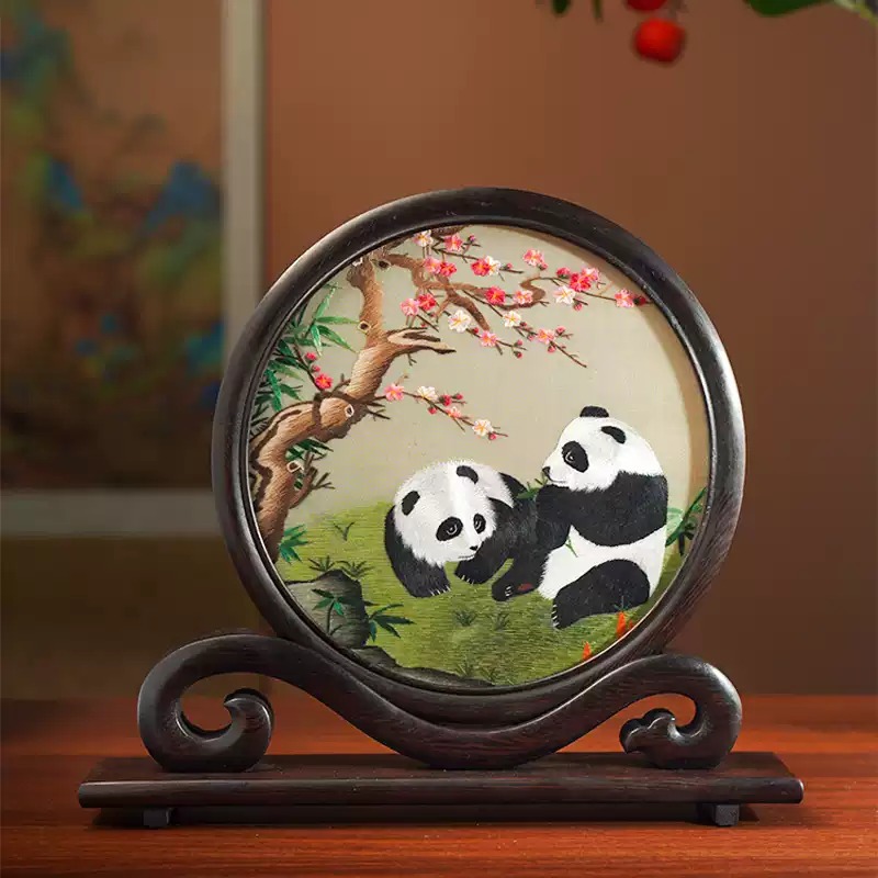 Suzhou Embroidery Double-Sided Screen Ornament – Handmade