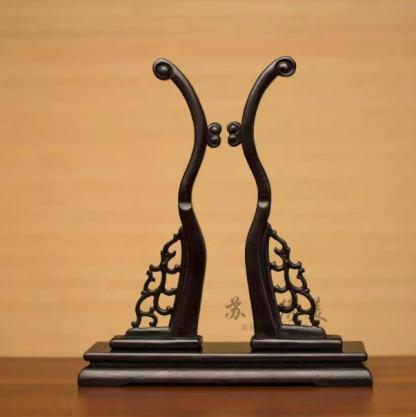 Embroidered Palace Fan Round Fan Stand Base