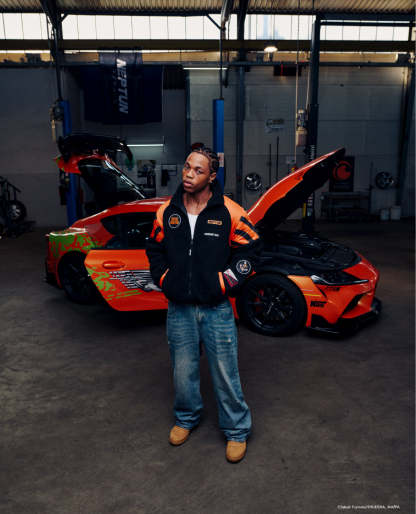 CHAINSAW MAN RACING SHERPA