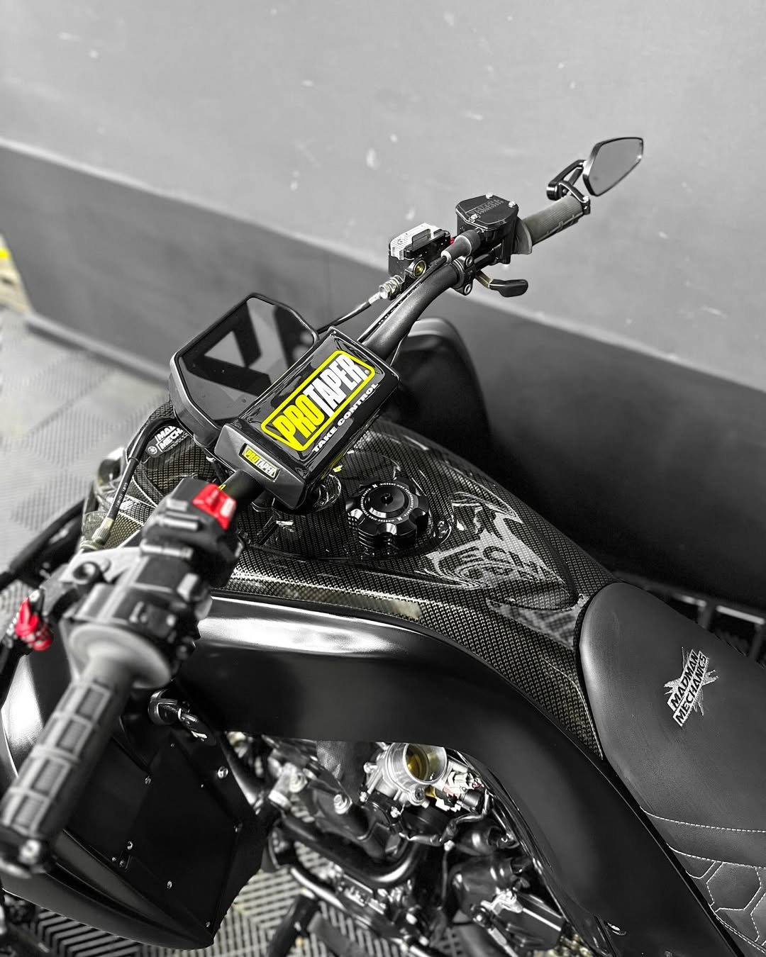 R1M STAGE 2 - Mad Man Mechanics