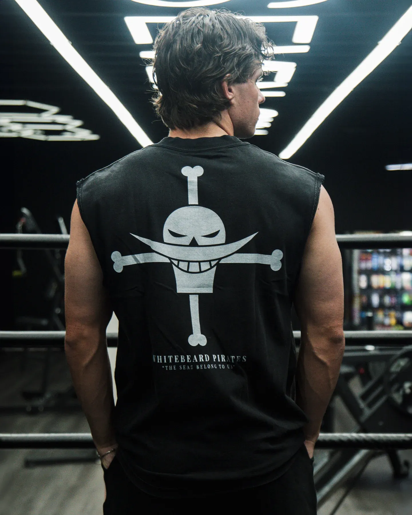 WHITE BEARD CUT-OFF TANK