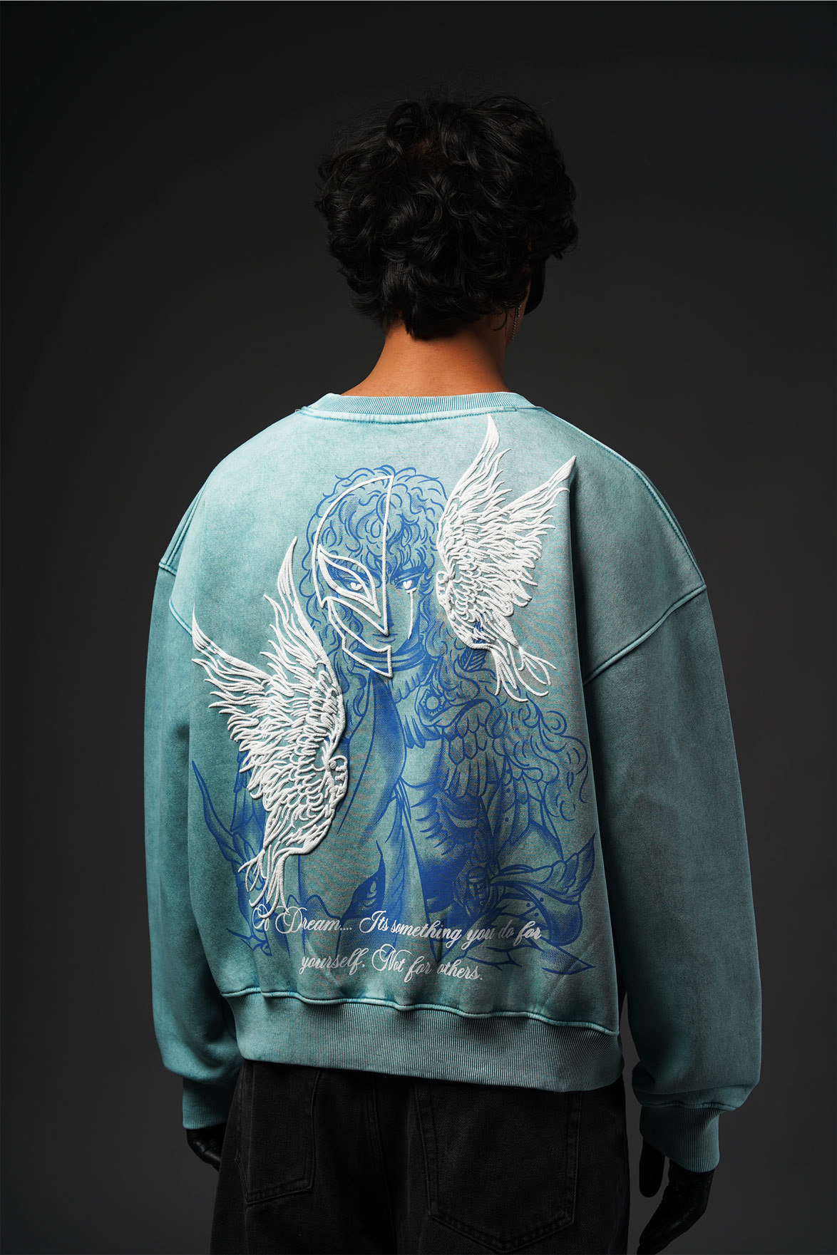 BERSERK FALCON BLUE WASHED SWEATSHIRT