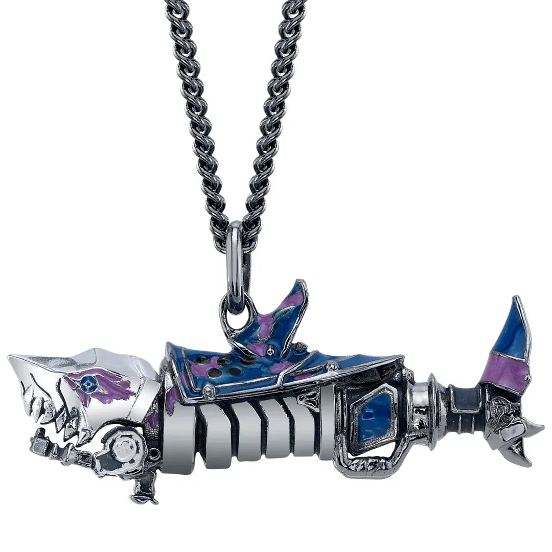 THE SHARK NECKLACES