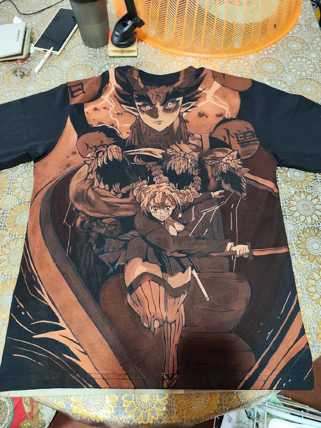 MITSURI VS MOON 4 BLEACHED TEE