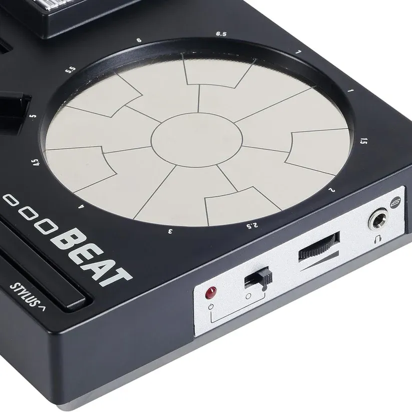 Compact Stylus Drum Machine – 4 Drum Kits & 4 Bass Sounds