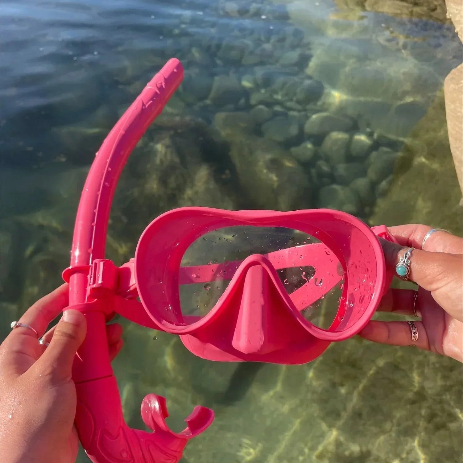 Swimming Mask & Snorkel Set – Stylish Two-Tone Snorkeling Gear