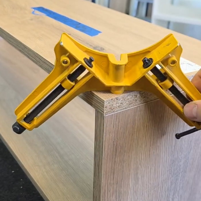 90-degree angle clamp, a tool that carpenters love