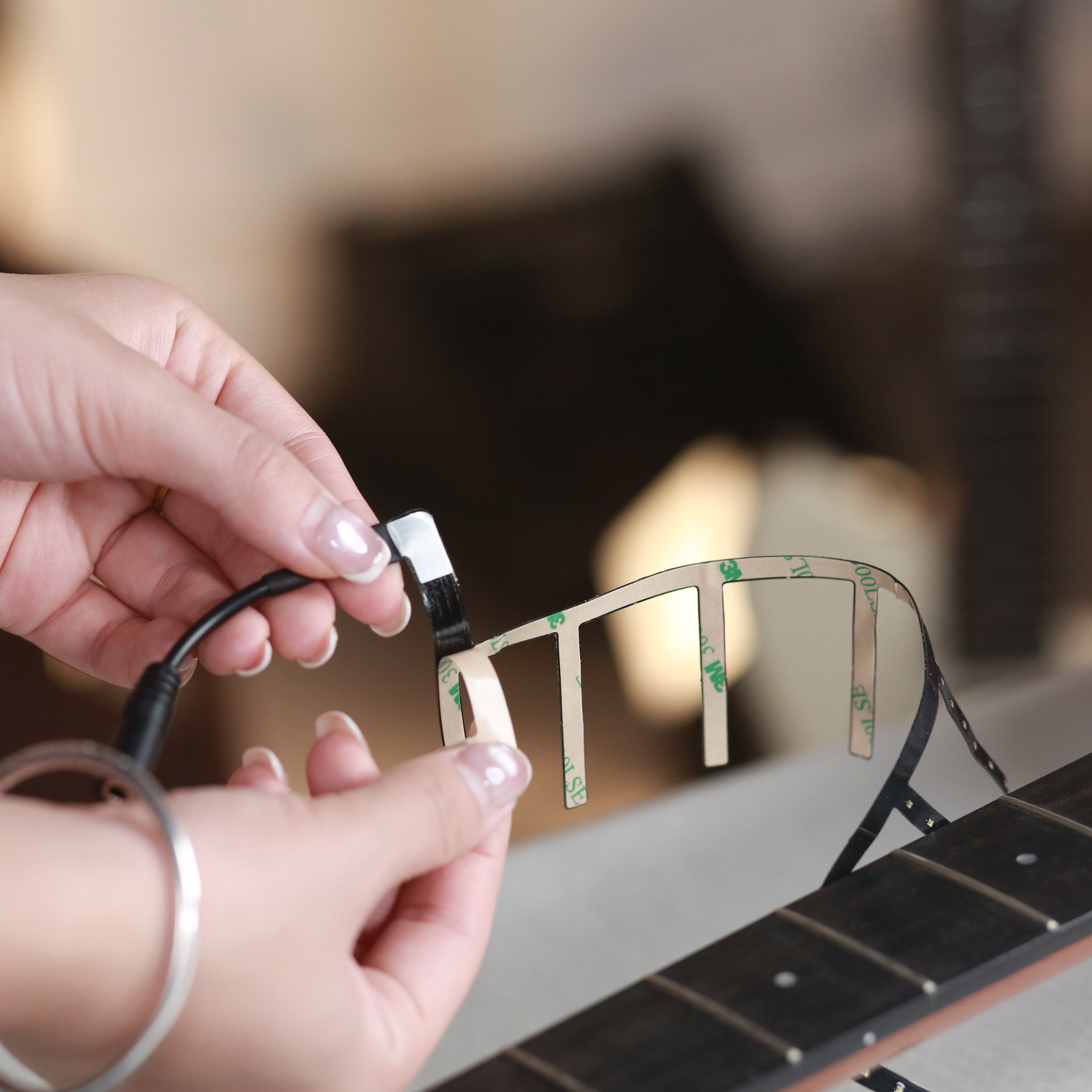Guitar Fretboard Light – Universal RGB LED Fingerboard for Full-Size Guitars