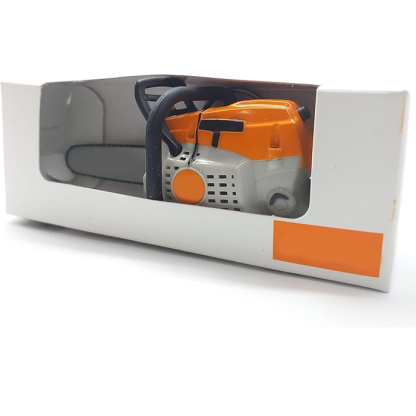 Chainsaw keychain with realistic battery-powered sound effects