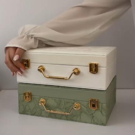 Multipurpose Luxury Self-Textured Leather Jewelry Case – Large Size with Mirror