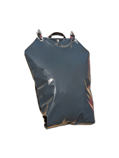 Automatic feed dispenser for horses