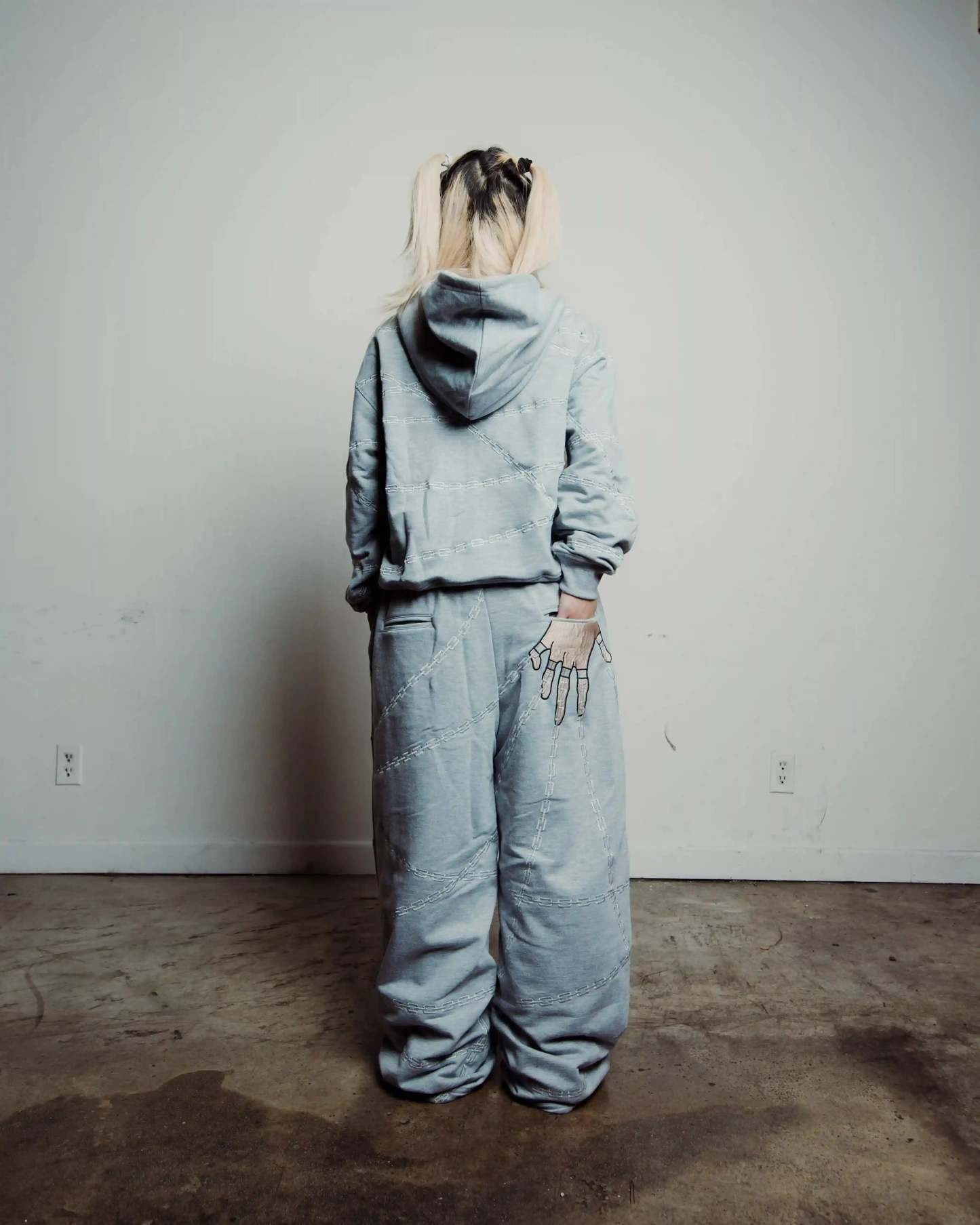 "Kurapika" Sweats (Grey) pholoh
