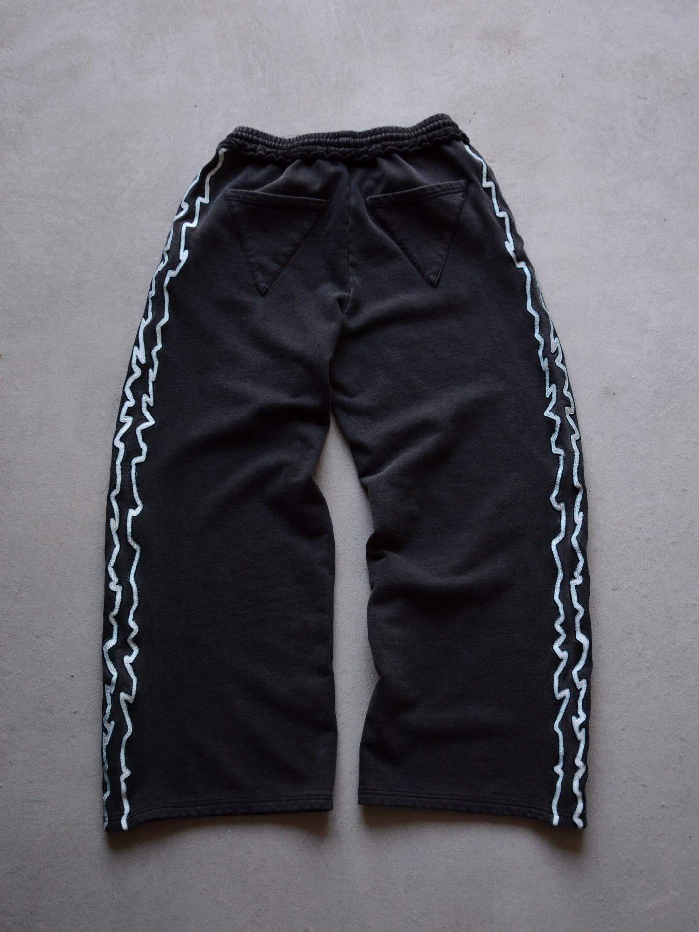 THUNDER BREATHING SWEAT SET | DEMON SLAYER