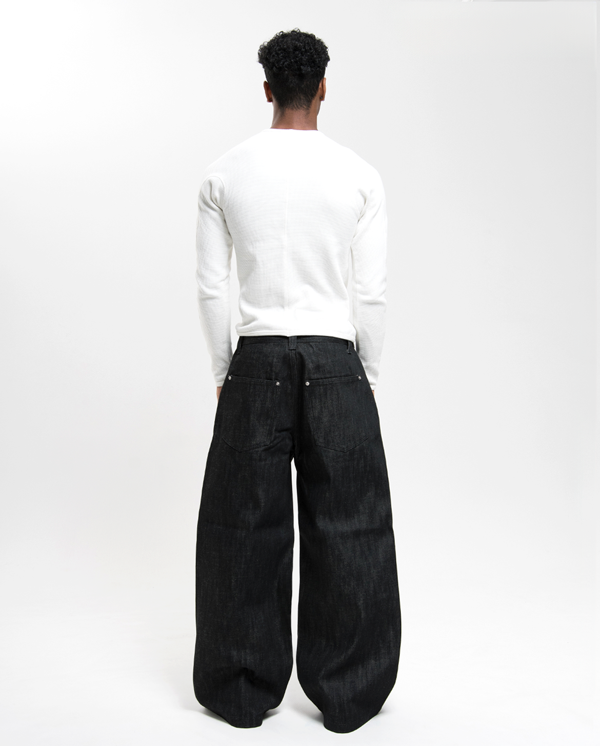  Raw Selvedge Loose Fit Jeans - Black | Coming Soon
