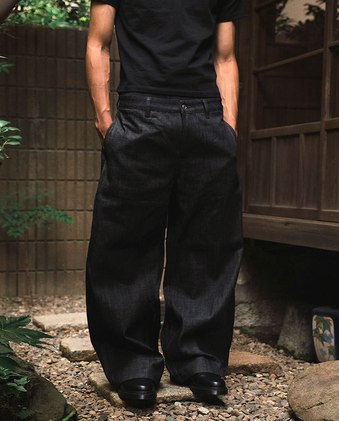  Janome Raw Baggy Jeans - Black