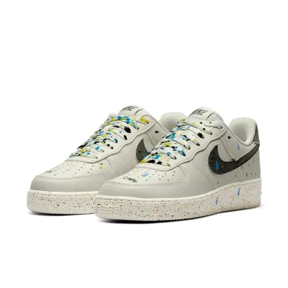 Nithtke Air Force 1 '07 LV8 'Paint Splatter - Light Bone' CZ0339-001