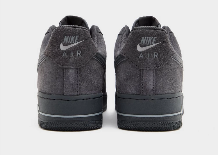 Nike Air Force 1 '07 LV8