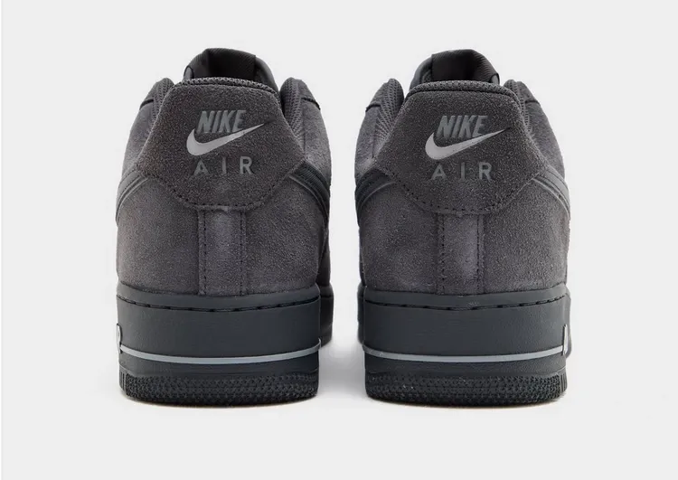 Nike Air Force 1 '07 LV8