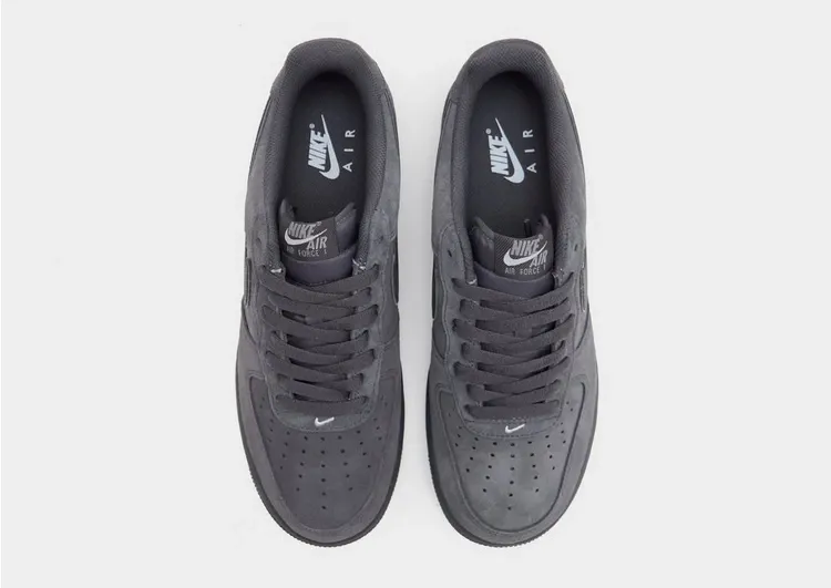 Nike Air Force 1 '07 LV8