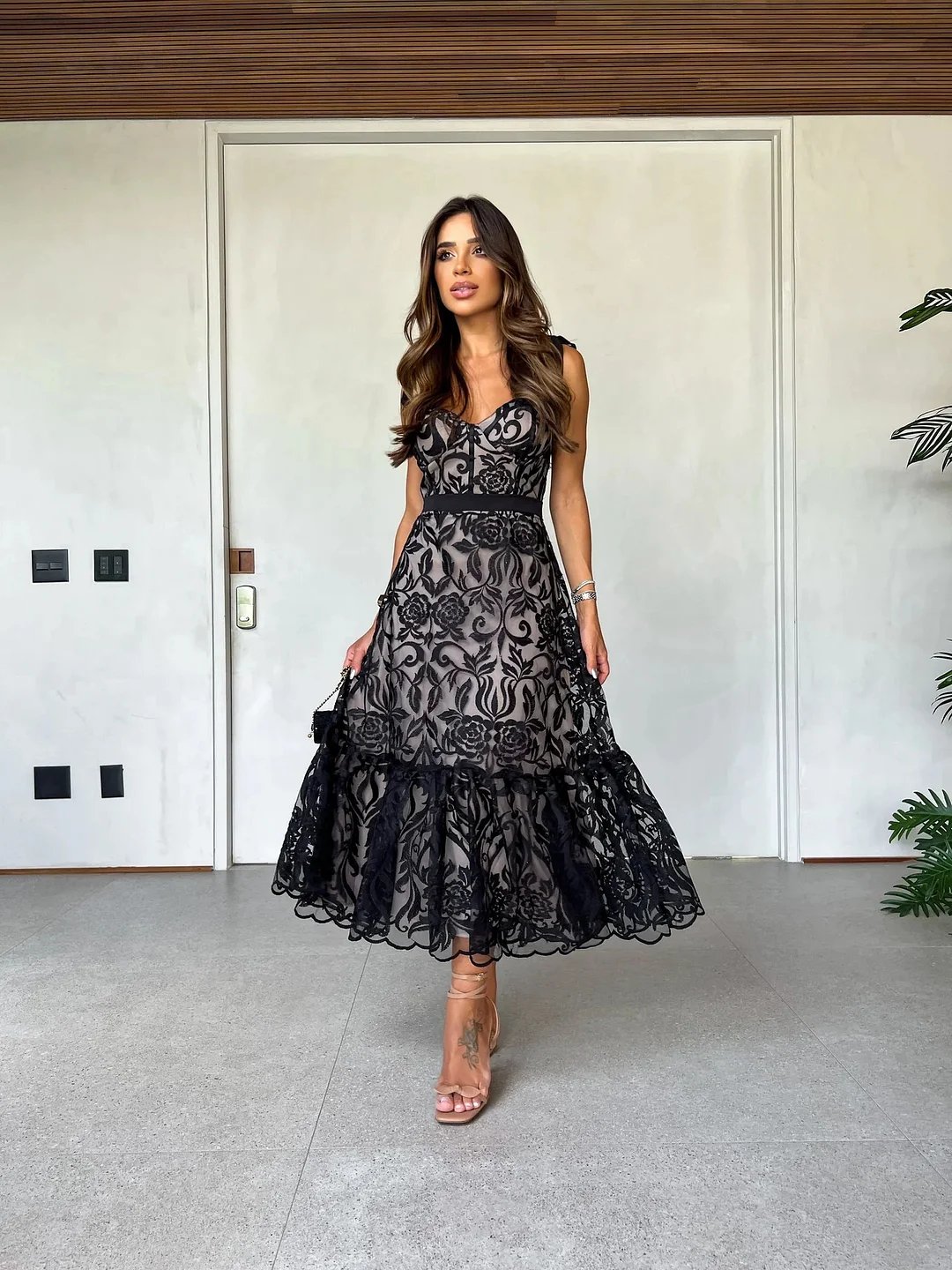 QUEENWAY | Black Printed Sleeveless Midi Dress