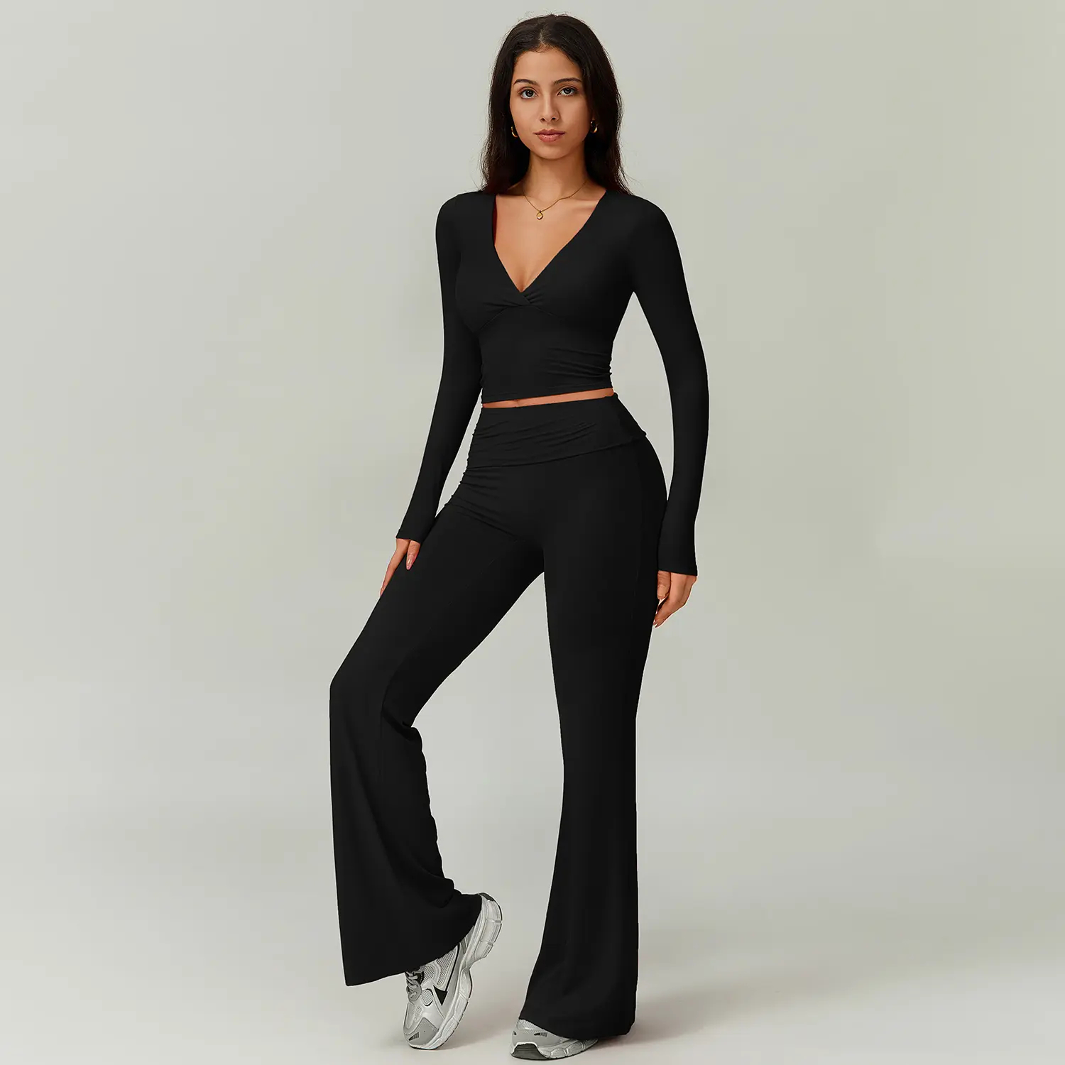 Women's 2-Piece High Stretch Sporty Activewear Set - Long Sleeve Plunging V-Neck Top, Flipped Waist High (2026)