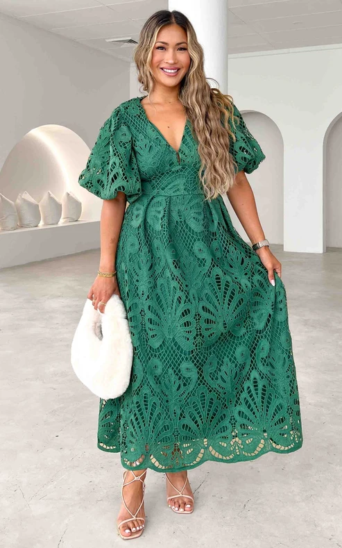 QUEENWAY | Hazelle Lace Maxi Dress - Hot Pink