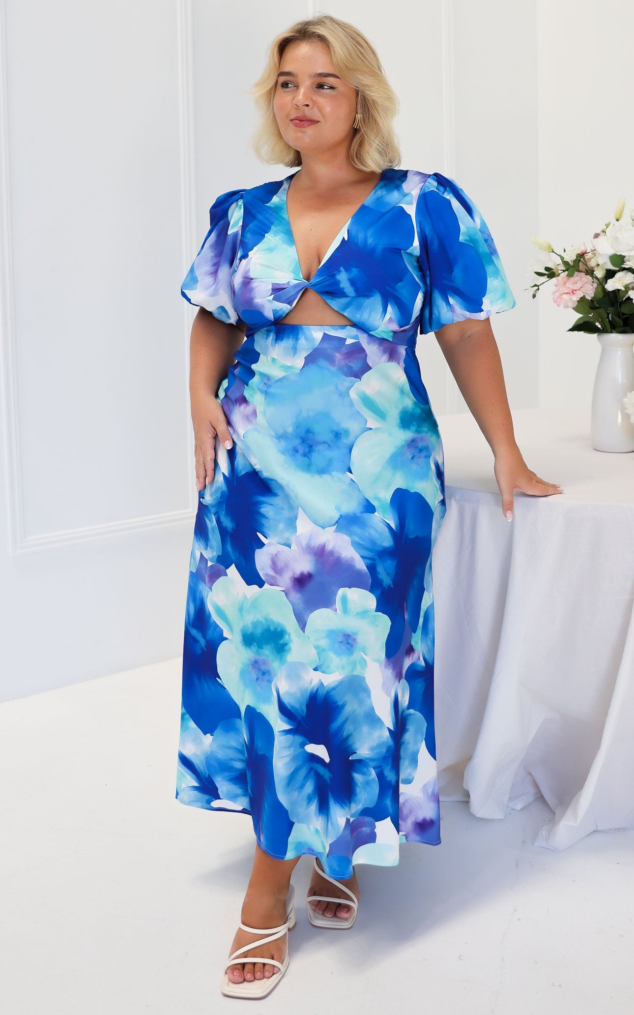 QUEENWAY | Kamala Maxi Dress - Blue Floral