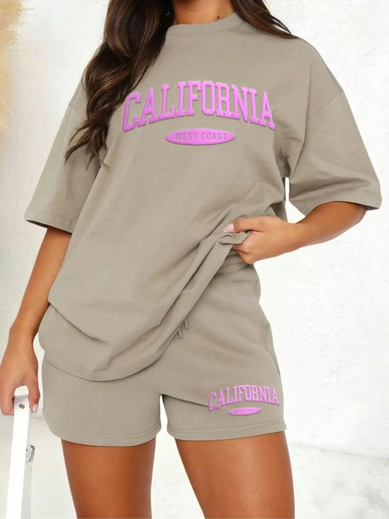 Women's Letter Print Tee & Drawstring Waist Shorts Set