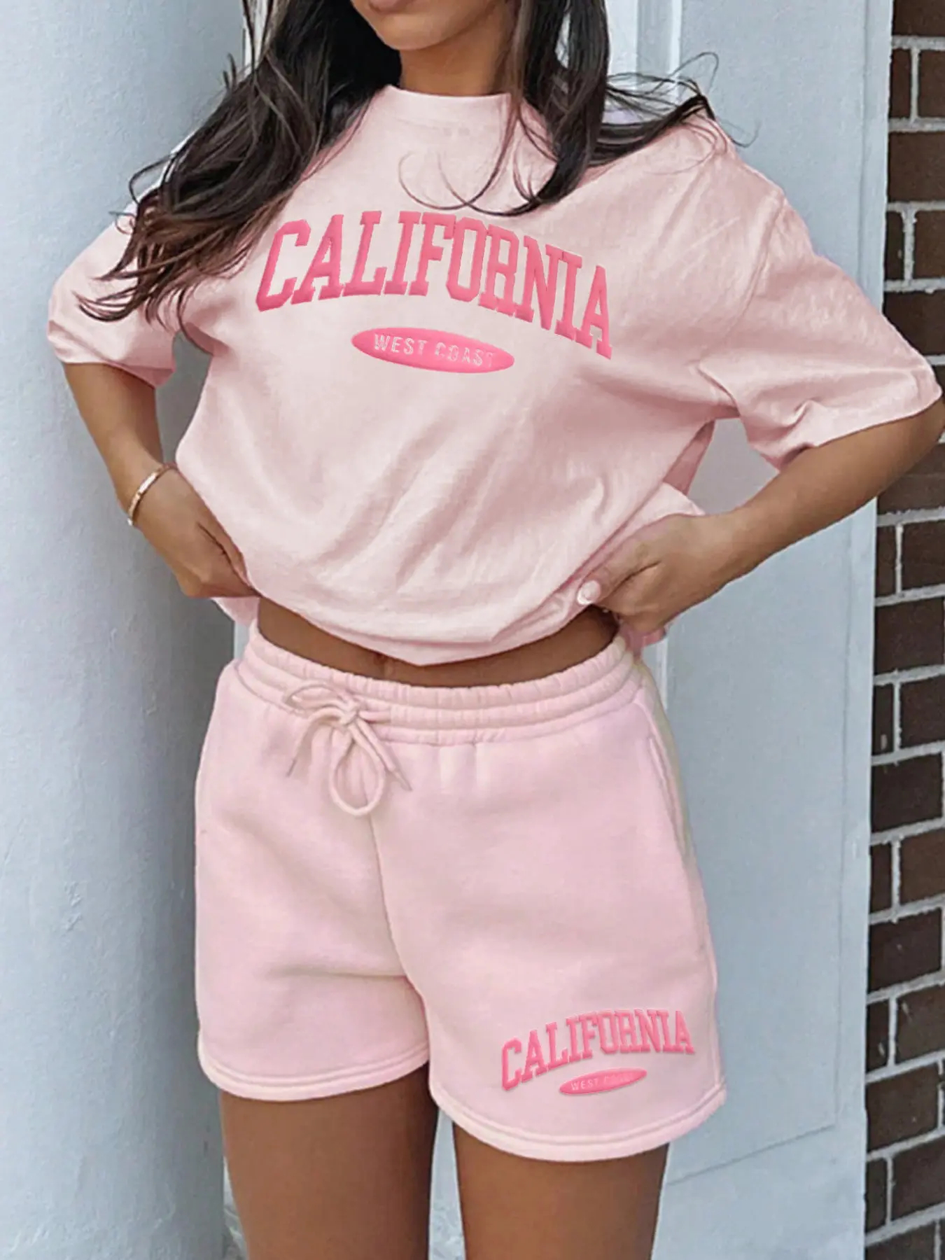 Women's Letter Print Tee & Drawstring Waist Shorts Set
