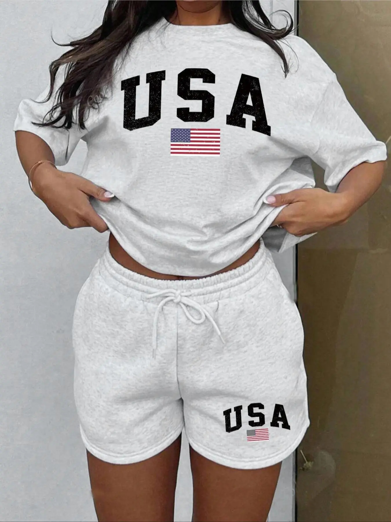 Women's Letter Print Tee & Drawstring Waist Shorts Set