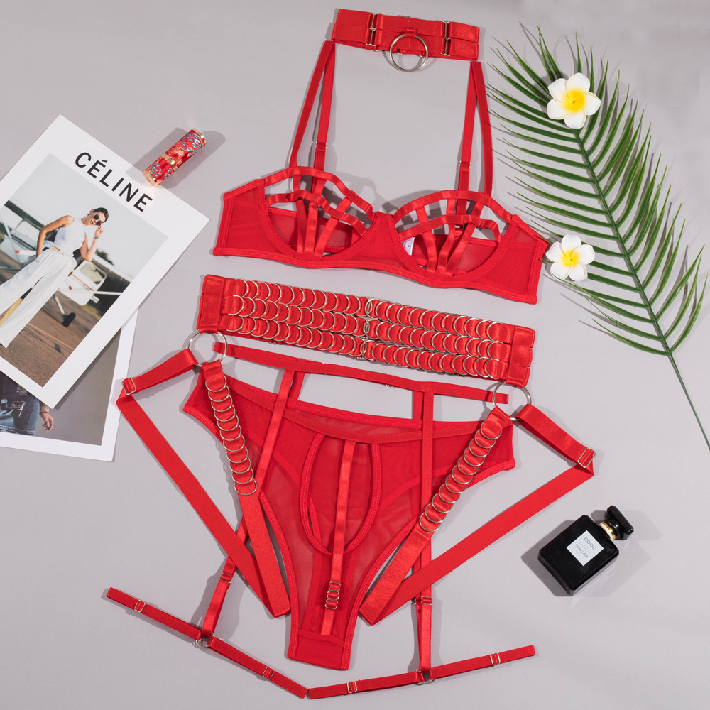 Metal-ring embellished lingerie set