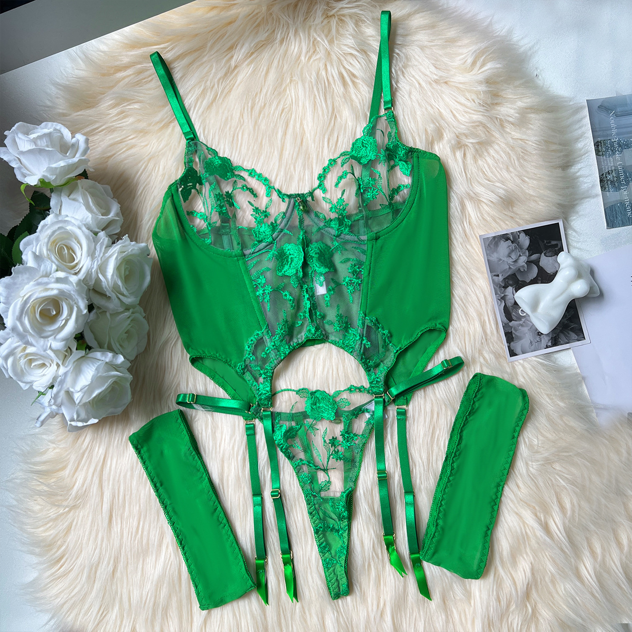 Popular Embroidered Mesh Bra Set