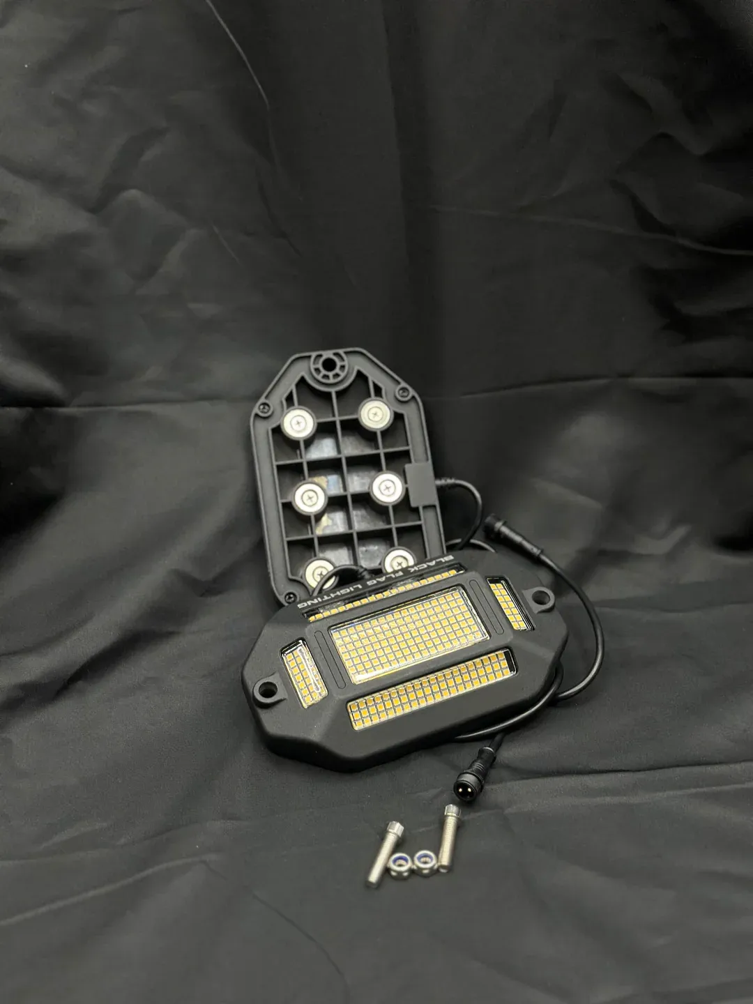 Magnetic LED Underglow Light Kit——Multi-Angle Vehicle Underglow Lighting System