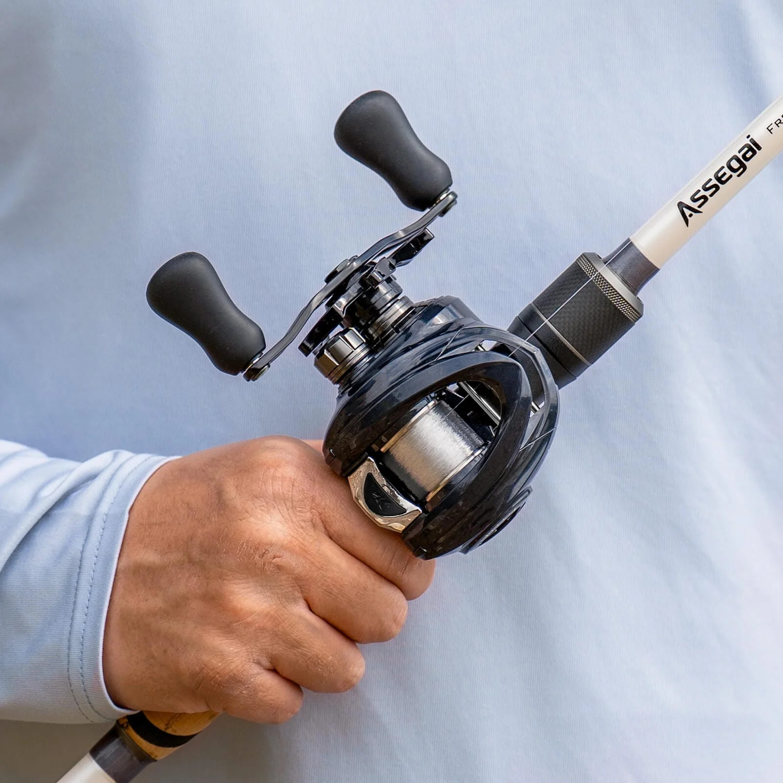 Ultra-Light Titanium Spool Baitcasting Reel – Smooth Casting & Powerful Performance