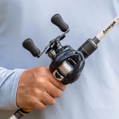 Ultra-Light Titanium Spool Baitcasting Reel – Smooth Casting & Powerful Performance