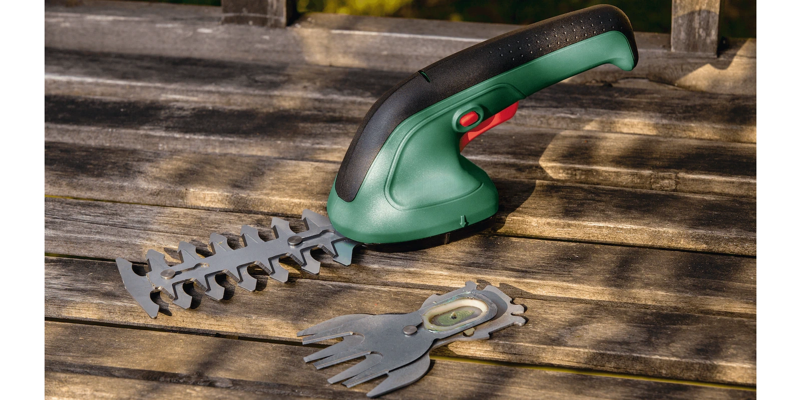 Cordless 3.6V Grass & Shrub Shear – Lightweight Dual-Blade Garden Trimmer
