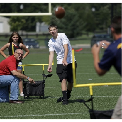 🏈 Turn Any Chair Into a Football Field – The Ultimate 2-in-1 Game & Seating System