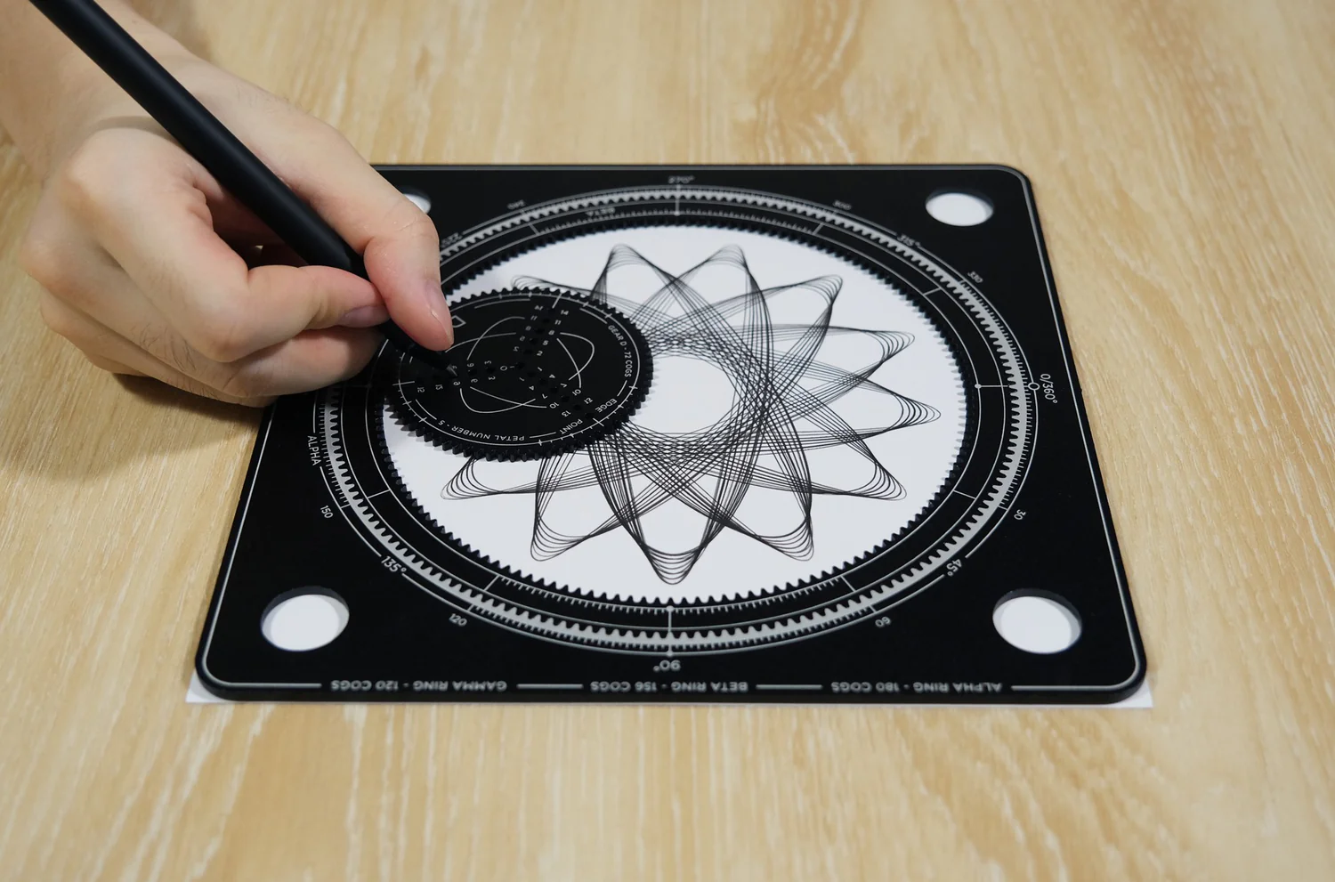 Spiral Maker – Professional Geometric Art Drawing Tool Set